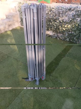 Carpa plegable 3x3 (sin lona).