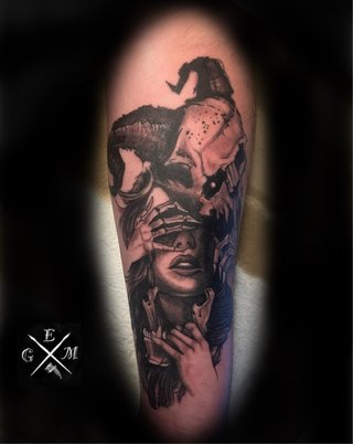 Tatuaje profesional