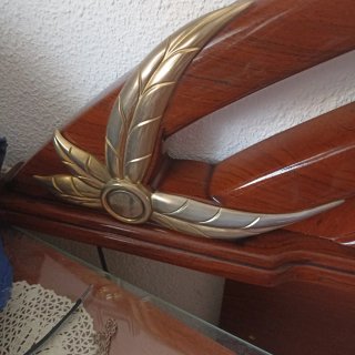 Cabecero de madera curvo