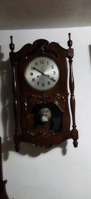 Reloj de pared antiguo