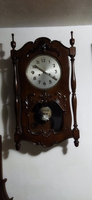 Reloj de pared antiguo