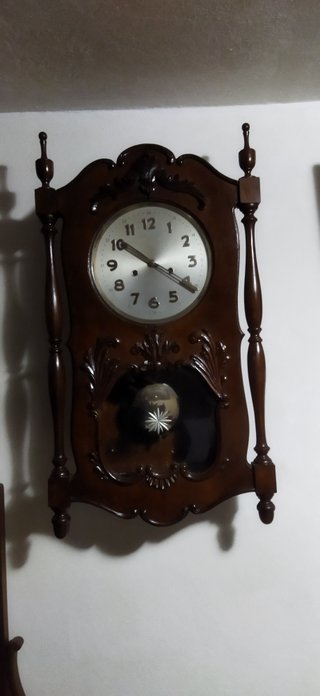 Reloj de pared antiguo