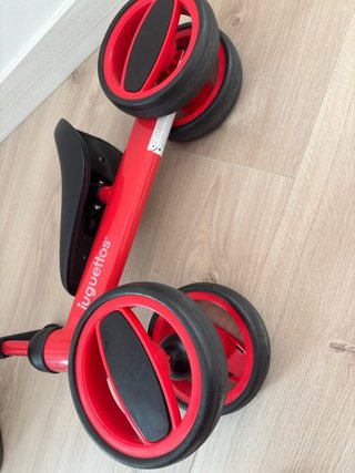 Bicicleta de aprendizaje Juguettos roja