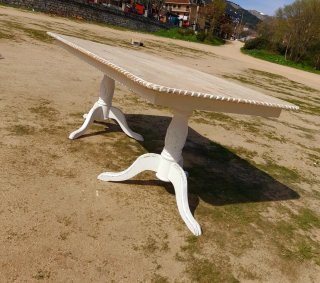 Mesa de madera maciza grande