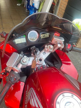 Honda VFR 800 VTEC Roja 2008