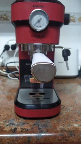 Cafetera Cecotec Cafelizzia 790 Shiny Pro