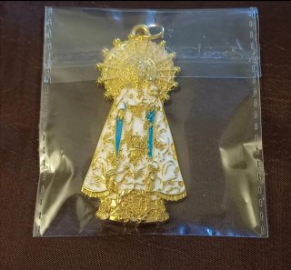 Medalla Virgen Desamparados Chapado Oro