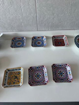 Juego de vajilla con dragones