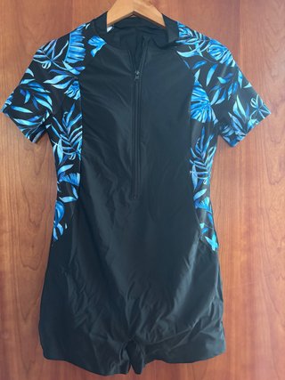 Traje de baño surfero estampado L. Bañador.
