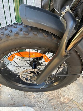 Bicicleta eléctrica ruedas gruesas
