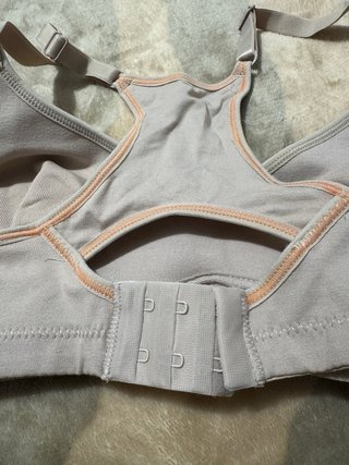 Sujetador deportivo beige