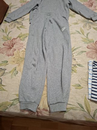 Chándal Nike gris niña 147-150cm