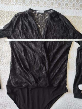 Body negro mujer de encaje Zara talla M bodie