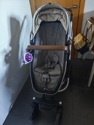 Passeggino doppio Joolz con 2 seggiolini e ovetto