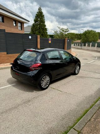 Peugeot 208 2018