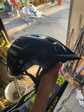 Casco MTB Abus Negro