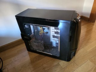 Caja PC NZXT Apollo Negra + Fuente Tacens 550W