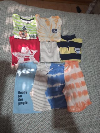 5 camisetas y 4 pantalones talla 6/7 Pago en mano