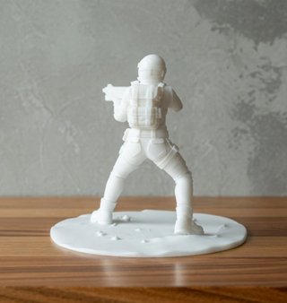 Figura Arc Raiders Incursor Colección