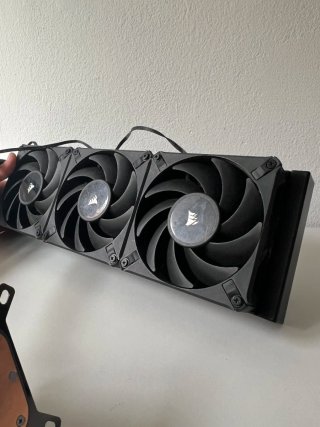 Corsair iCUE H150i RGB ELITE Leer!!!