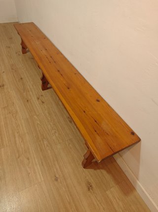 Banco largo de madera
