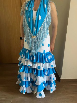 Vestido Flamenca Turquesa y Blanco