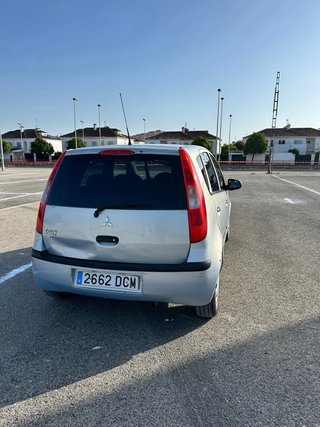 Mitsubishi Colt 2005