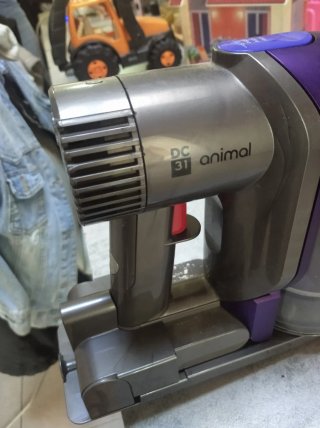 Aspiradora Dyson DC31 Animal 12V Batería