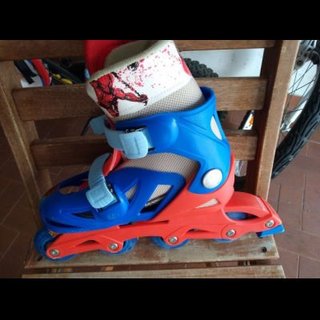 Pattini Spider-Man Sense con accessori