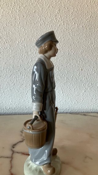 Figura Lladró El Lecherito Porcelana