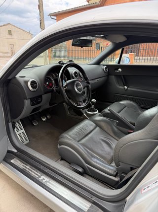 Audi TT 1.8T
