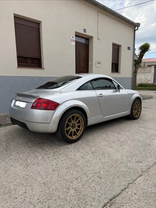 Audi TT 1.8T