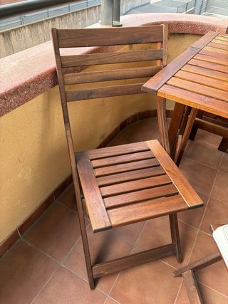 Conjunto mesa y sillas madera exterior