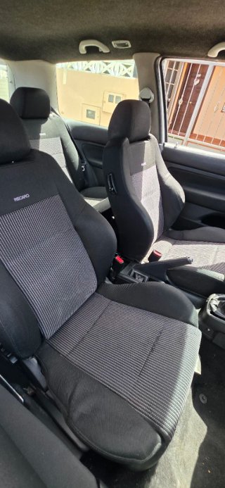 volswagen  Golf GTI 4 2000
