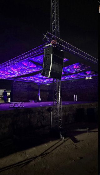 Tecnare LA102PC Line Array
