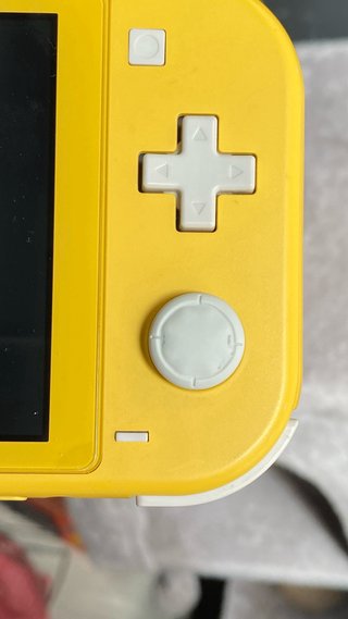 Nintendo Switch Lite amarilla, envío