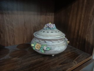 Caja decorativa cerámica flores