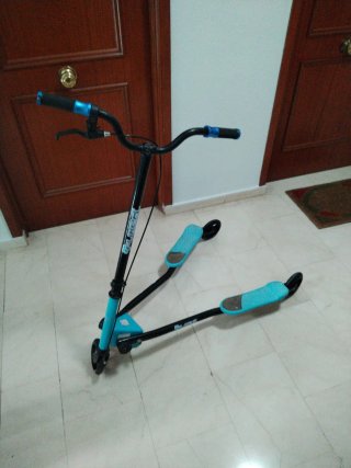 Patinete 3 ruedas azul