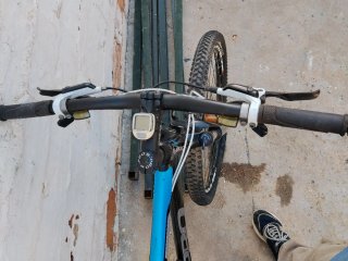 Bicicleta B-PRO como nueva