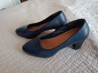 Zapatos de tacón azul mujer