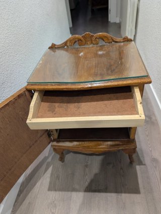 Mesita de noche madera y cristal