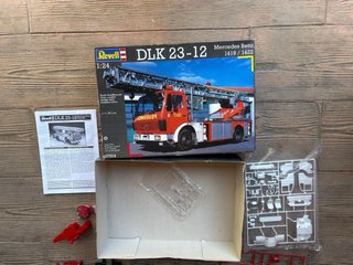Maqueta Revell 1/24 Mercedes Benz DLK 23-12