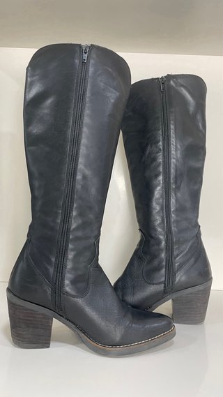 Botas Camperas de Piel Negras