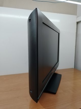 TELEVISOR LCD PANASONIC TX-26LED8F