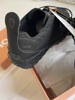 Norda 001 Zapatillas Trail All Black Sin estrenar