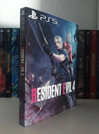 Funda Plastificada Resident Evil 4 PS4/5