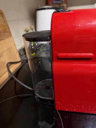 Cafetera Nespresso Krups Roja