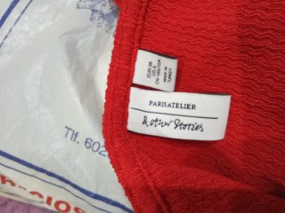 Mono rojo talla S