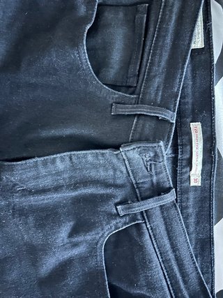 2 Levi's 711 Skinny Talla 30 uno vaquer otro negro