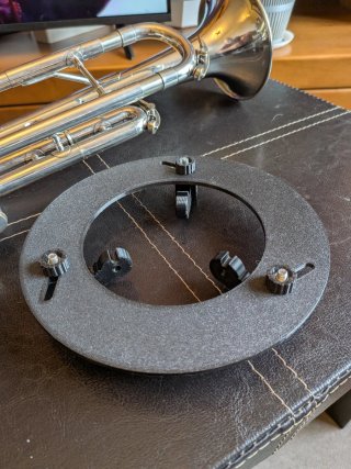 Resonador artesanal para trompeta